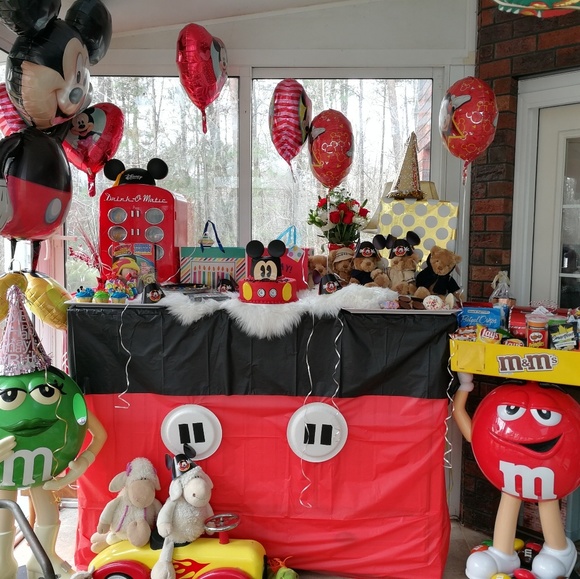 🦋 Meet your Posher, Amy - Picture 3 of 6